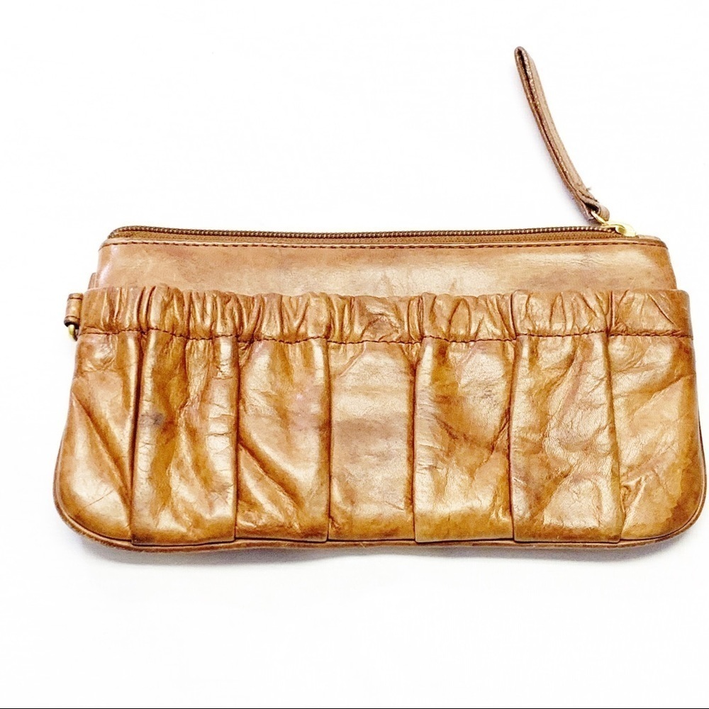 ILI New York & Toronto womens Genuine Leather Wallet wristlet clutch Tan Brown